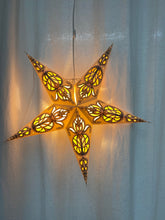 Lade das Bild in den Galerie-Viewer, Sternleuchte Hellgelb grau, Adventsstern, Weihnachtsstern, Jugendstil, M-NG-YGR-560