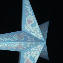 Lade das Bild in den Galerie-Viewer, Papierstern, Weihnachtsstern, Stern, Blau, Bayerisch Hirsche M-HI-B560
