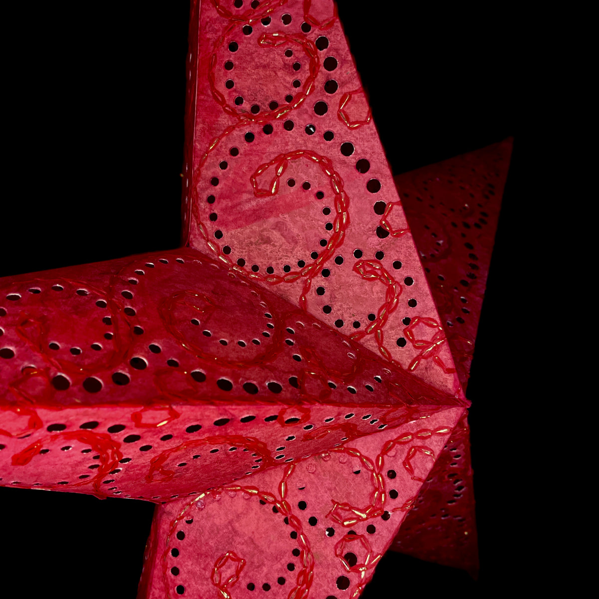 Papierstern, Weihnachtsstern, Stern, Rot, M-SP-R560 mit Stickarbeiten –  Trachten Rausch GmbH / Papierstern.Shop